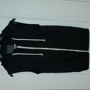 BNWoT Urban Heritage Sleeveless Zip-up